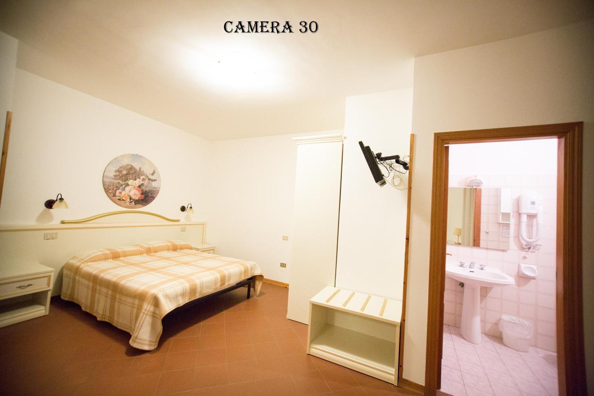 Hotel I Tigli Albergo Diffuso Corinaldo Eksteriør bilde