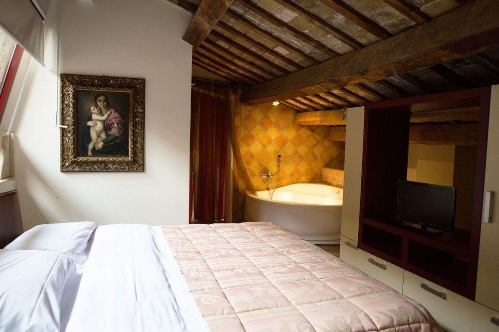 Hotel I Tigli Albergo Diffuso Corinaldo Eksteriør bilde