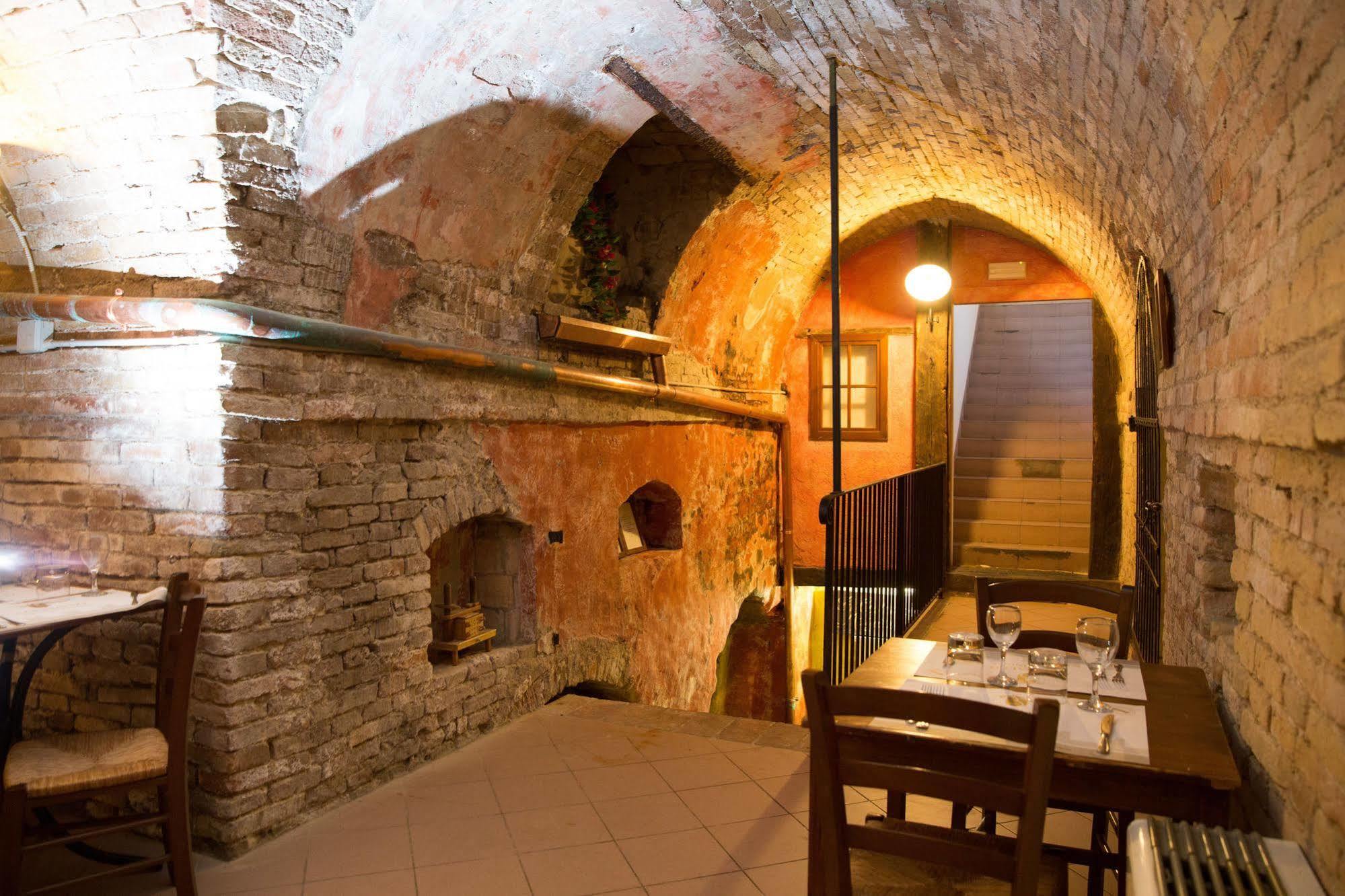 Hotel I Tigli Albergo Diffuso Corinaldo Eksteriør bilde